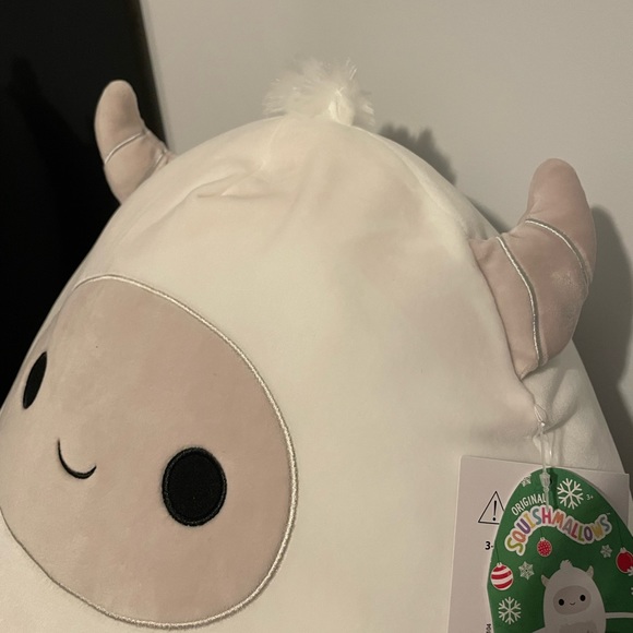 Amleth Squishmallow - Picture 2 of 3